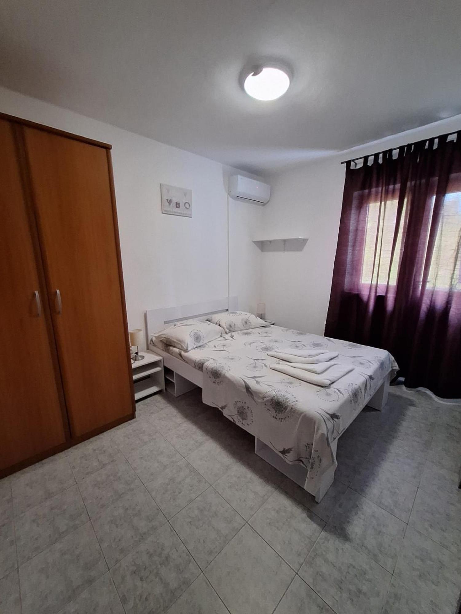 Apartments Dalmatin Žuljana Екстериор снимка