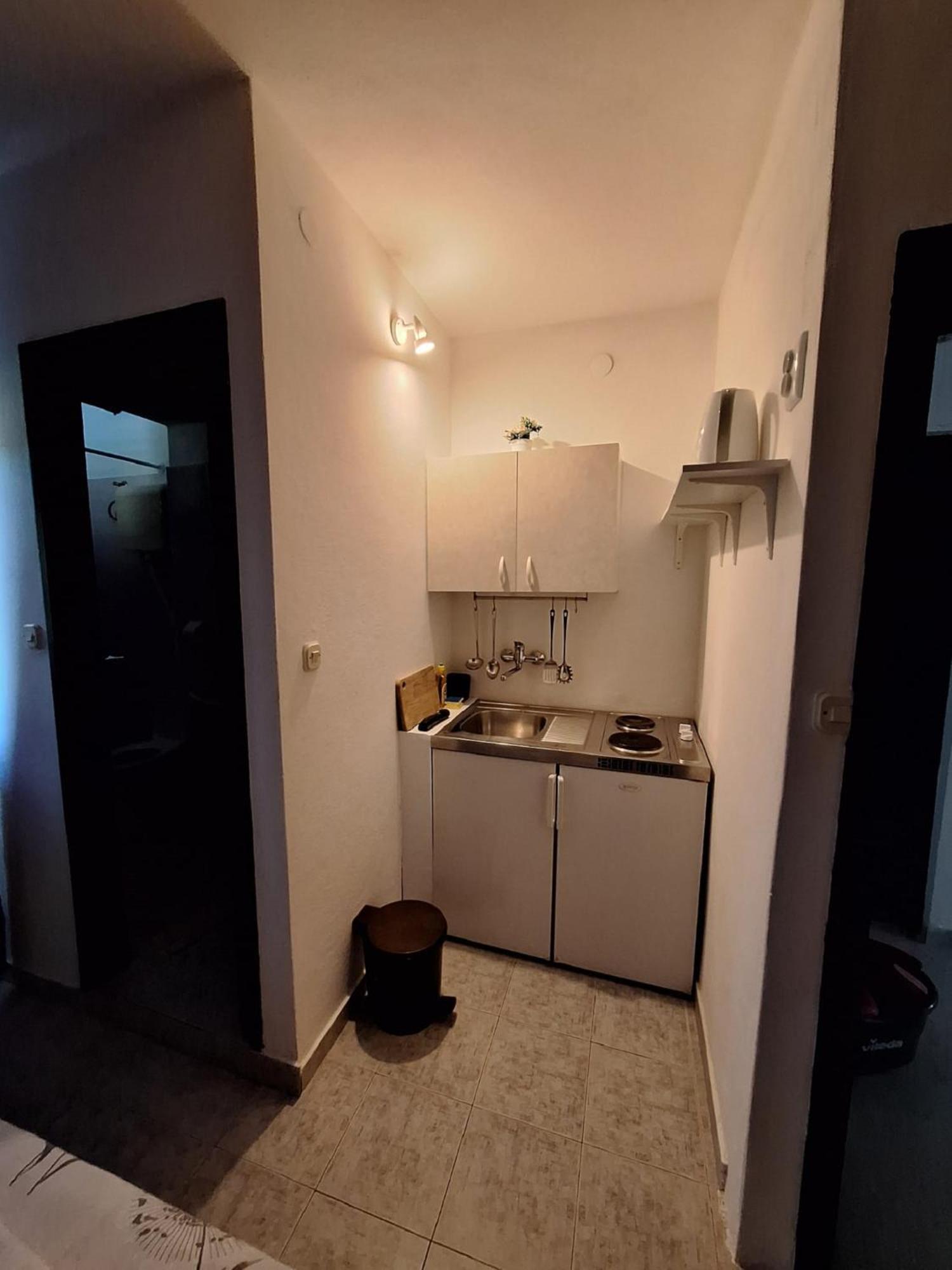 Apartments Dalmatin Žuljana Екстериор снимка